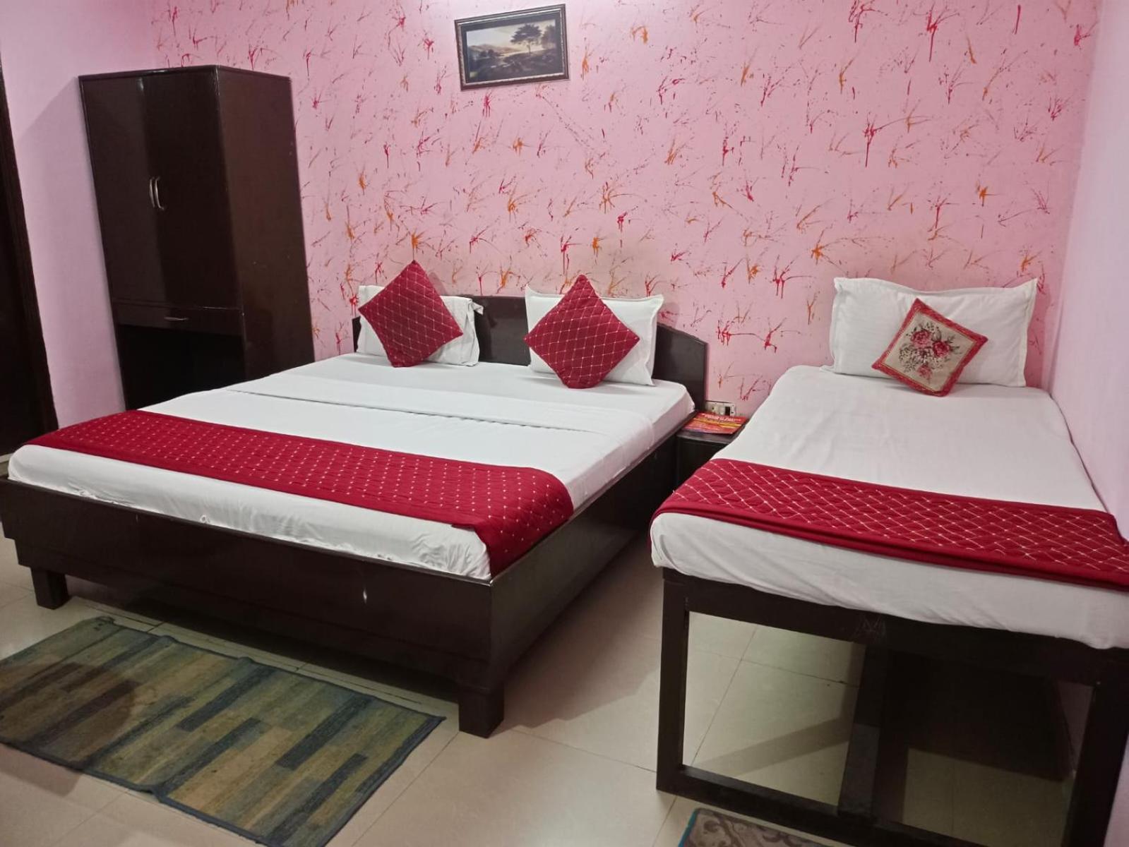 Airport Hotel Pariksheet Inn New Delhi Exterior photo